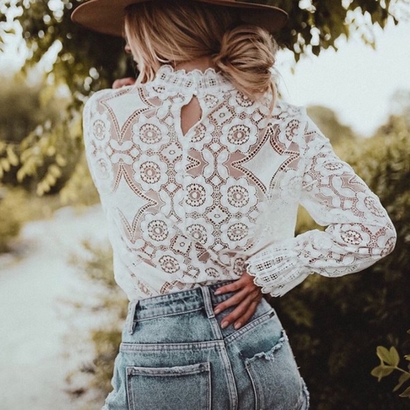 /OLIVIA/ 1 LEFT 5⭐️ White Lace Boho Blouse Top - Picture 2 of 8